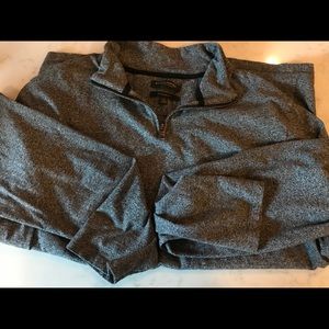 Banana Republic men’s top